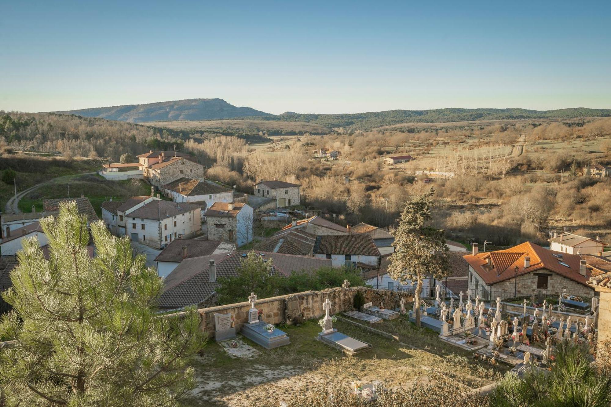 La Estacion De Rabanera Guest House Rabanera del Pinar Bagian luar foto